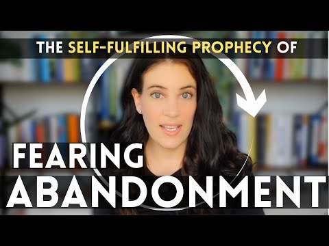 How The Fear Of Abandonment Becomes A Self-Fulfilling Prophecy (And How To Break It)