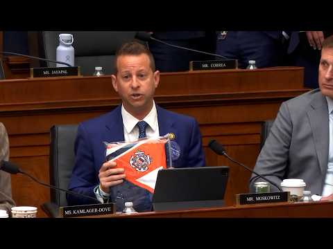 Moskowitz Torches Kristi Noem: "The Country Needs A National Divorce From You"