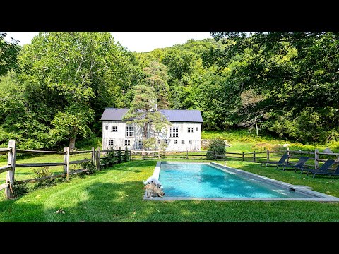 At Home in Connecticut with Susanna Salk