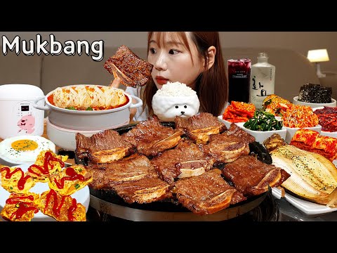 Sub)Real Mukbang-Beef Ribs 🍖 13 Foods Korean Home Meal 🍱 Spicy Noodles, Sausage 🔥 ASMR
