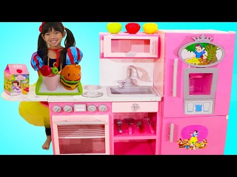 Emma Pretend Play w/ Disney Princess Snow White Pink Kitchen Toy Kids Play Set