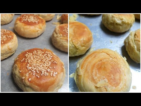Legendary Mung Bean Pastry/ Flaky and layered Tau sar piah