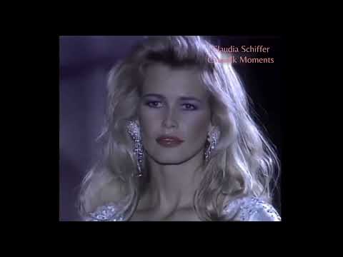 Claudia Schiffer-Catwalk Moments. Fan Vidéo Remix. #claudiaschiffer #catwalk