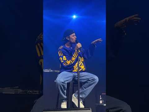 Snooze Justin Bieber Cover performance #justinbieber #sza #shorts #concert #toronto