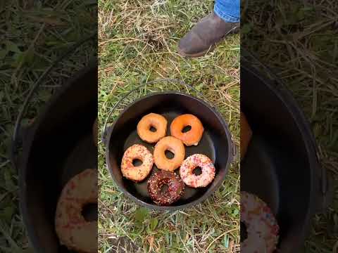 Making Perfect Donuts in a Dutch Oven for Cowboys!