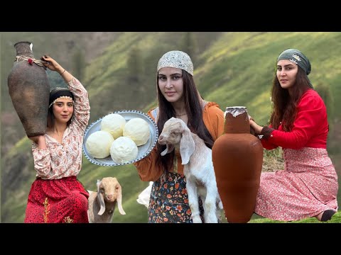 Clay Pot Dairy Magic: Traditional Butter & Curd Making!