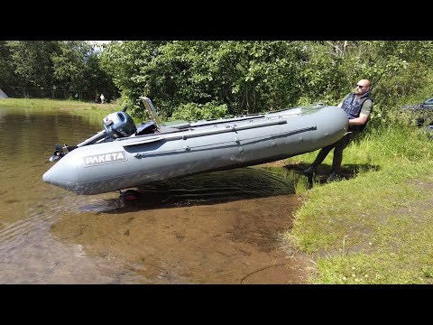 Transom wheels with quick releases for PVC boats. Kit overview.