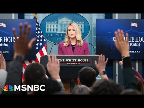 LIVE: White House holds press briefing