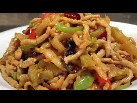 The chef teaches the fried shredded pork with mustard, the steps are detailed,