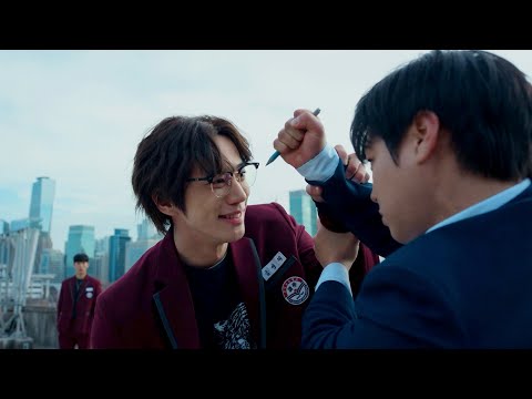 Boy Ranks Last in Combat Power & Only Focuses on Studying, But Becomes the KING of School