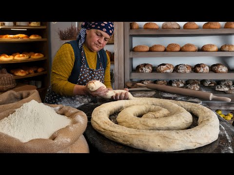 The Cozy Taste Of Fall: Baking Magic With Cinnamon & Nuts 🍂🥧