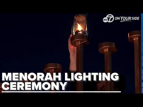 Rabbi urges pride in faith after Bondi Beach shooting during Hanukkah celebration