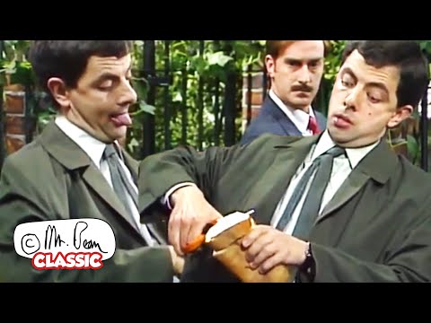 Sandwich In The PARK | Classic Mr Bean
