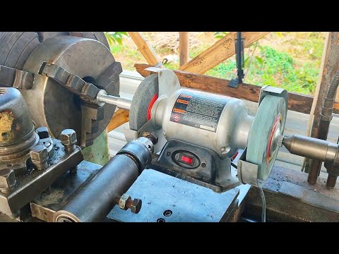 This technique is not taught in any school, making additional tools for lathes