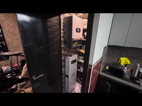 Connected a hybrid inverter with my son at 8 kW — serious power!