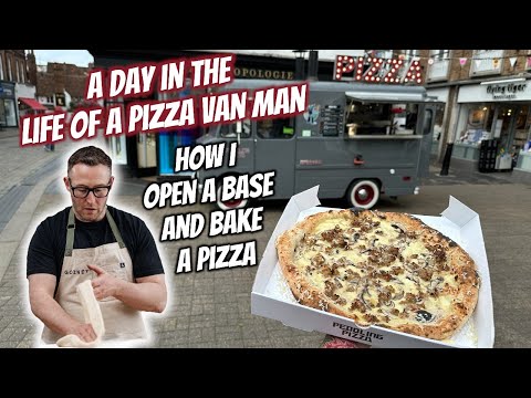 How I Stretch and bake a Neapolitan pizza