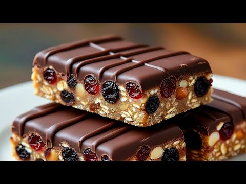 No flour, no sugar! Oatmeal, nuts and banana! Healthy snack!