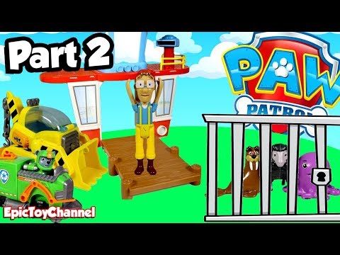 PAW PATROL Nickelodeon Sea Patrol Pups Rescue Animals from Sweetie + Paw Patrol Sea Patroller