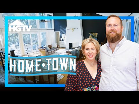Art-Filled, Dramatic Home for Seattle Transplant - Full Episode Recap | Home Town | HGTV