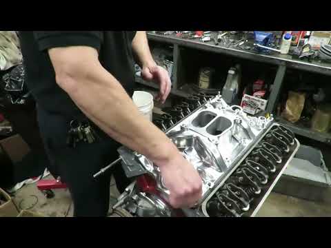 Installing a Carbureted intake on Vortec Heads