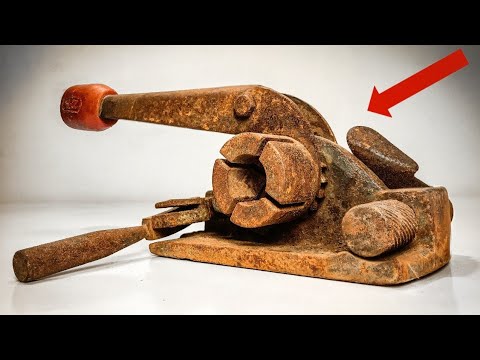 Rusty Antique Box Strapping Tensioner Tool - Restoration