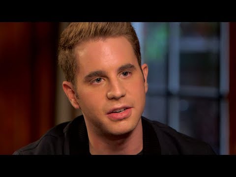 'Dear Evan Hansen' star Ben Platt on how he, the cast perform emotional musical | ABC News