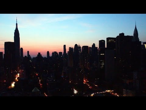 News coverage of 2003 blackout in New York City: ABC7
