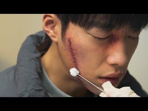 Bullies Try to Push Down Mother, Unaware the son is a Pro-Boxer