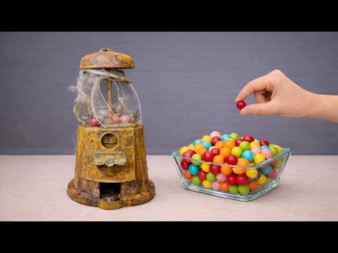 Vintage Gumball Machine Restoration