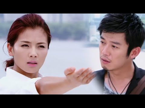 A single mother applies as nanny, but is noticed by a wealthy man, who marries her directly.