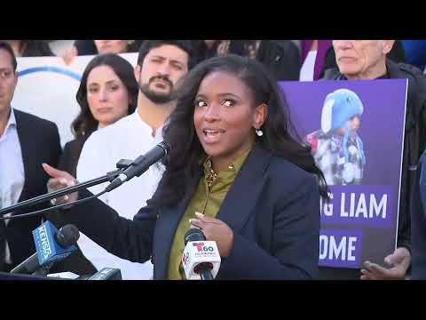 Jasmine Crockett calls for the release of 5-year-old Liam Ramos