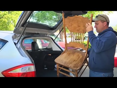 Cut a thrift store chair in half for this BRILLIANT porch idea!