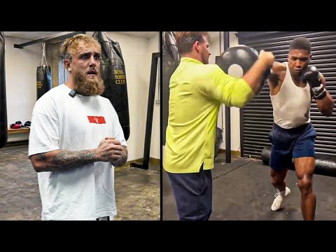 Jake Paul Watches NERVOUSLY as Anthony Joshua SMASHES Pads in Training Camp