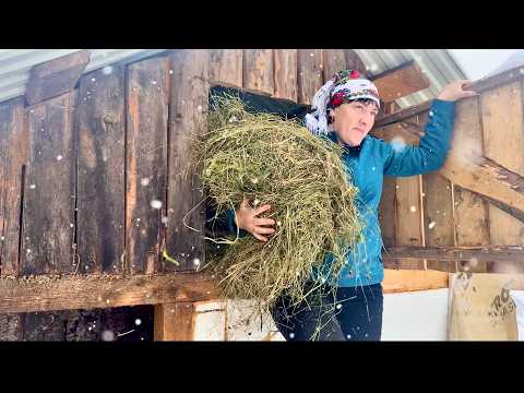 Homemade bread in a wood stove in the mountains: the secrets of rural life