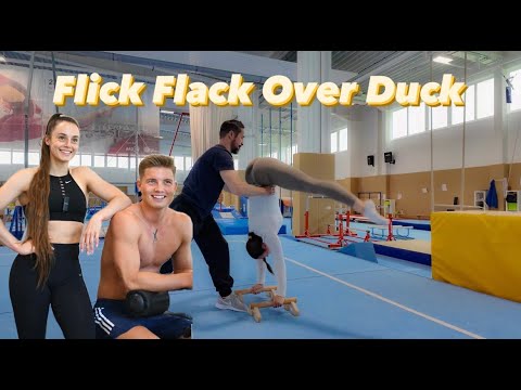 130x überschlagen ?! Die Weltmeisterin zeigt mir ihr Daily Business in der Turnhalle