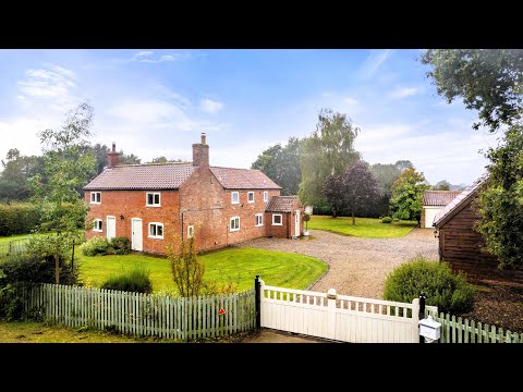 Bridge House, Thorney, Newark - Beautiful Character Cottage