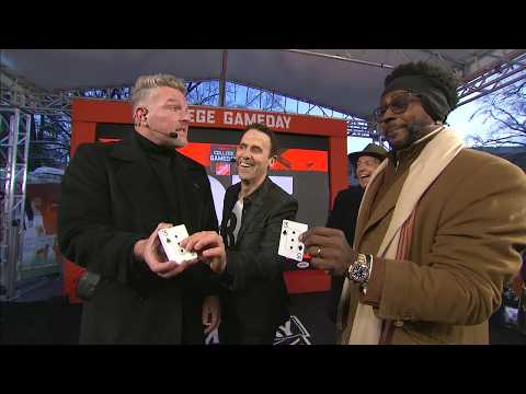 Oz the Mentalist reads the minds of College GameDay ๐ฑ