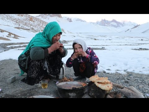 Cooking in the Coldest Weather of Village| Village life in Afghanistan