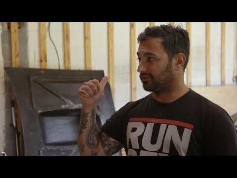 Roadkill S06E08 Rescuing an Old Drag Race Car