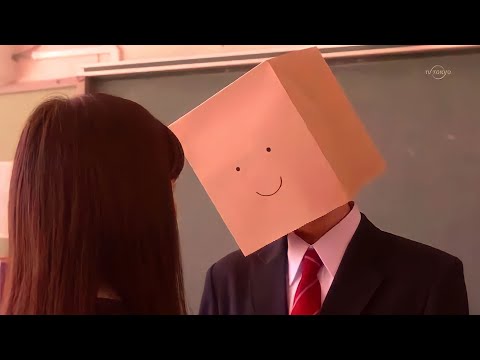 بنت بتقع فى حب طالب من صوته لكن ما بتقابله بتلاقيه لابس صندوق فى وشه وما بتعرفش شكله|ملخص مسلسل كامل