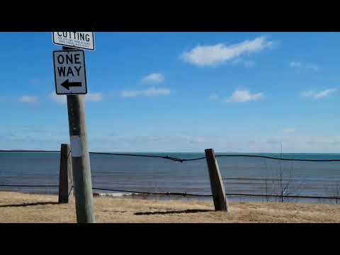 8K Footage of a Drive Past Lake Michigan in Manitowoc, WI on a Cold Day