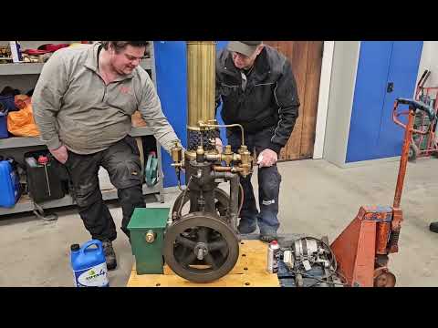 Jerngänget startar Daimler motor för första gången