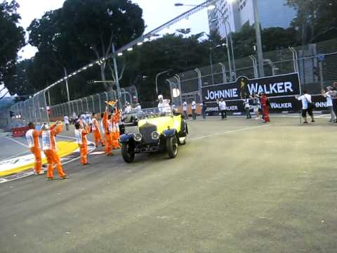 2011 Singapore GP F1 drivers parade