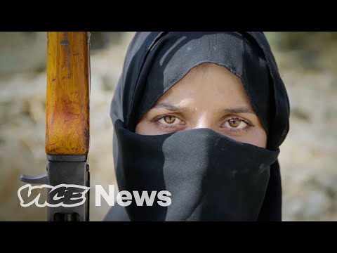 The Terrorist-Fighting Female Commandos of Pakistan | Vice News
