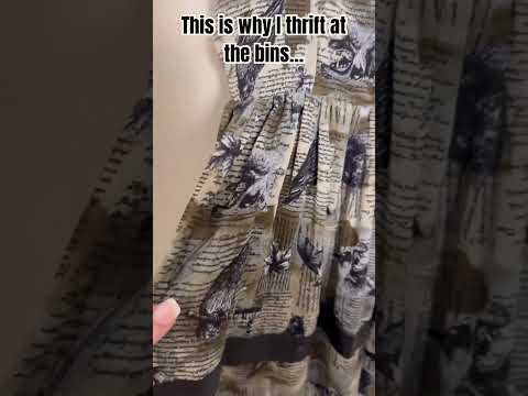 Hot Topic for $1! 🥰#thrifting #goodwill #haul