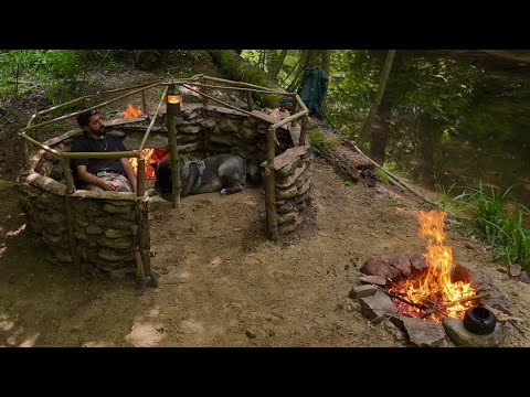 3 DAYS solo survival; Primitive Fishing. Bushcraft Shelter Camping. BIG Boar