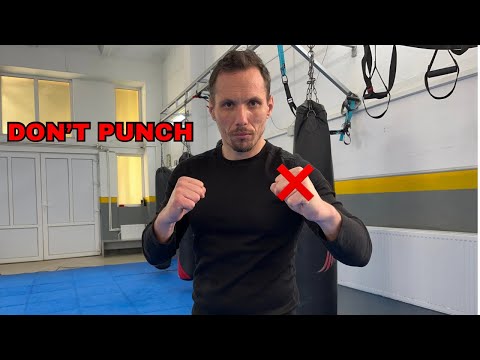 Why You Should NEVER Punch in a Street Fight (Pro Kickboxer Advice)