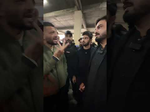 A quick look at the GMC Sierra with Suneel Munj at PakWheels Faisalabad Car Mela