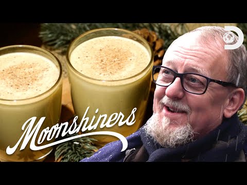 Apple Brandy, Spiced Liquor, & Other Cozy Winter Brews | Moonshiners | Discovery