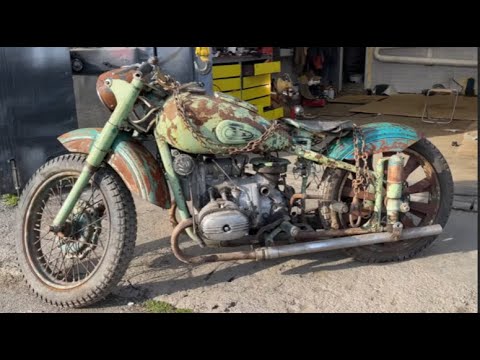Restoring an abandoned 750cc motorcycle | Repairing a rusty old motorcycle engine, Part 1